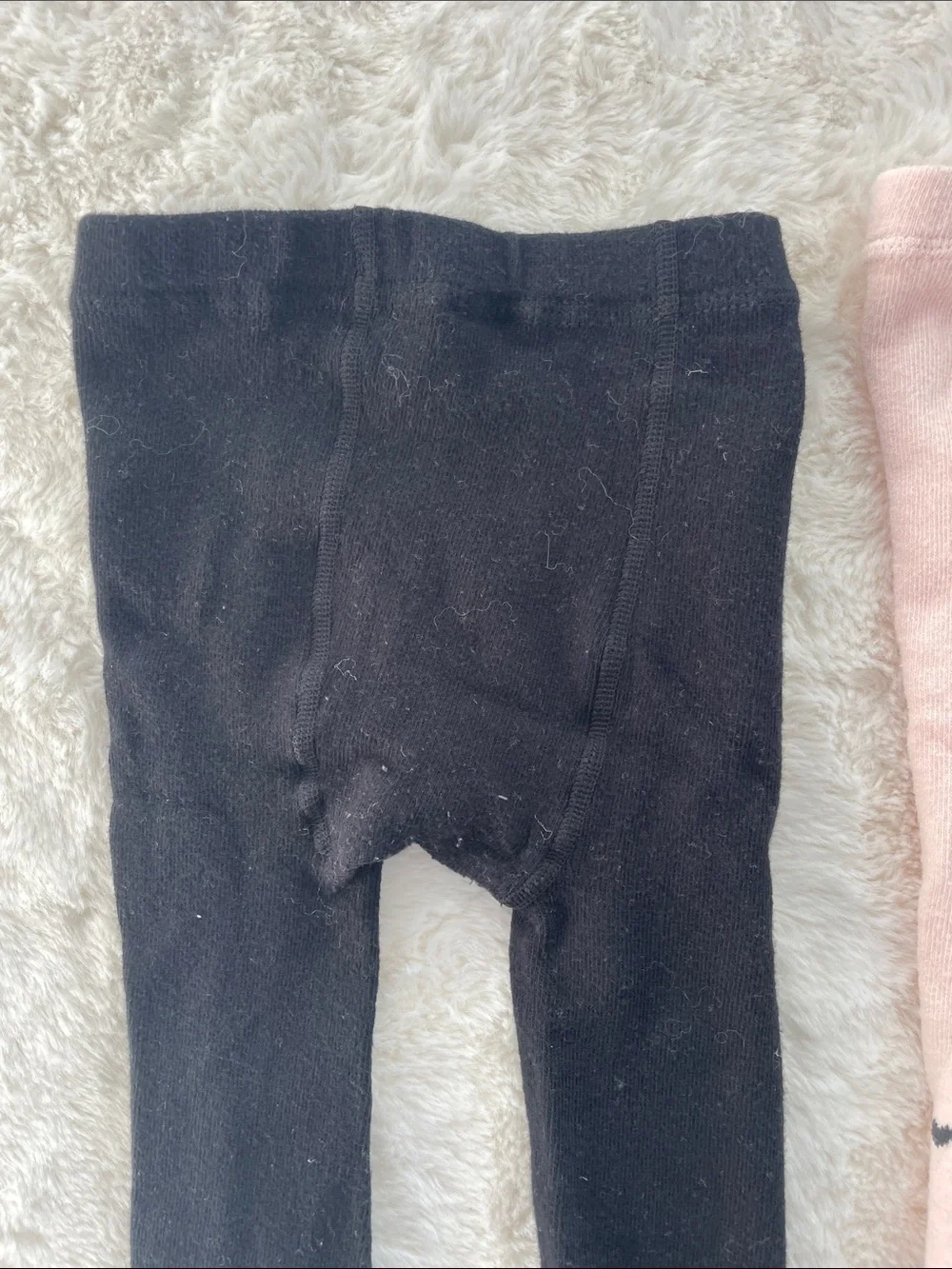 SALE! 50% Off H&M Kids Black and Light Pink Heart Tights - Pair Size 2/4